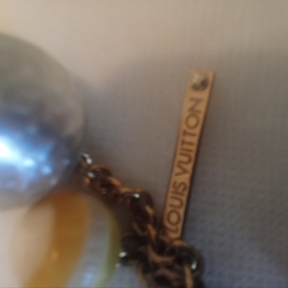 3 Louis Vuitton Bundle 3 key charms - Picture 6 of 12